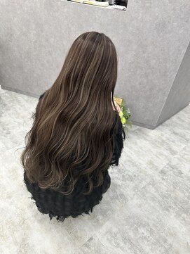 トイロ(toiro) ベージュ系ハイライトカラー