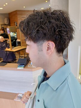 ヒート トウキョウ 目黒店(HEAT TOKYO) ツーブロ/メンズカット/メンズパーマ/ツイストスパイラル/目黒