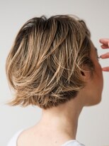 オンカラー(ON.COLOR)&nbsp;大人ハイライトグレージュショート40代50代