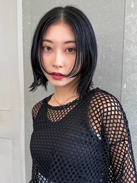 ロンドワン 三宮元町(Lond one) 黒髪レイヤーボブ/ダークトーン/切りっぱなし