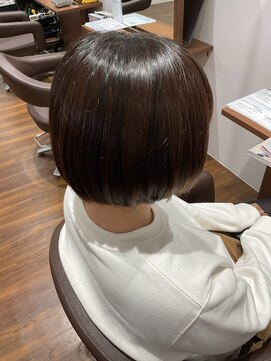 アミカ シーモール店(Amica) ショートボブ