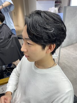 モク(mok) センターパート×毛流れパーマ