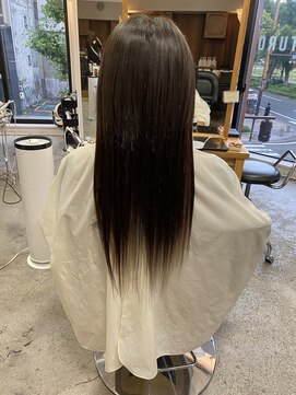 フツーロ 栄(FUTURO) プルエクステ