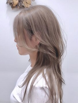 リベストバイジェービー 稲毛(li best. byjb) ダークアッシュ/大人ガーリー/似合わせカット[稲毛/白髪ぼかし]