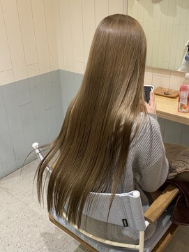 カームバイリベルタ(calm by Re:berta) ミルクティーベージュ/ブリーチ