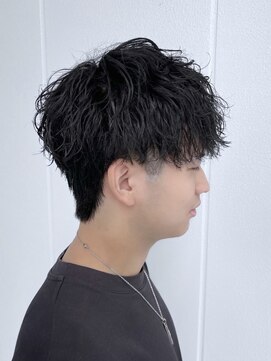 ボンドストーリールミエール(Bond Story lumiere) メンズシースルーラウンドマッシュツイストシャドウダウンパーマ