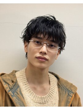 シルク バイ ルカ(SilQ by Luca) ゆるめシャドウパーマ