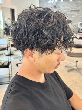 ヘアアンドビューティ ガーデン ベルモール店(HAIR AND BEAUTY GARDEN) 宇都宮メンズカットメンズパーマ波巻きパーマツイストパーマ眉毛