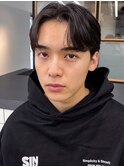 韓国風◎黒髪センターパート×カルマパーマ