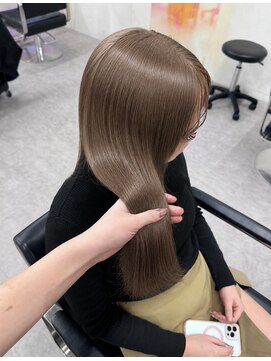 ティント 梅田(Tint) ミルクティーブラウン