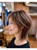 白髪ぼかしハイライト×大人くびれウルフレイヤー