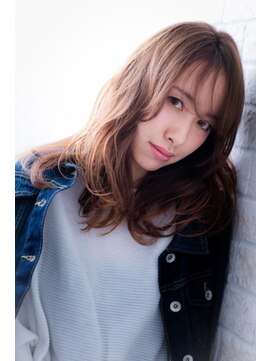 エルデ ナインズ ヘアー スタンド 川口店(elde 9's HAIR STAND) 88マーメイドアッシュ&エフォートレスセンターパートハニーヘア