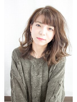 トータルビューティーステラ(TOTAL BEAUTY STELLA) 大人かわいい　くせ毛風パーマ　ひし形　ツヤ　トップふんわり