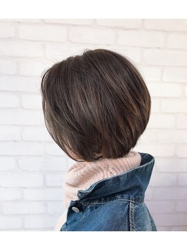 ラ クレアシオン(La Creation) ナチュラルボブ