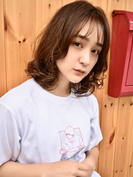 ブゾン(buZon) シースルーバング×毛先カールミディ