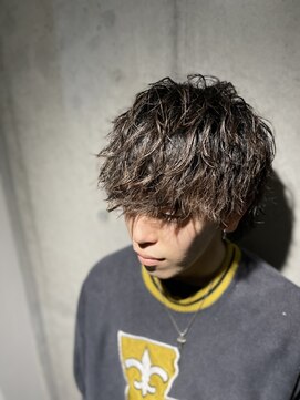 ヒロギンザバーバーショップ 新宿店(HIRO GINZA BARBER SHOP) ツイストスパイラルウルフ