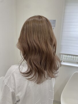 ベルバイグレイス(BELLE by grace) ブリーチありミルクティーベージュ