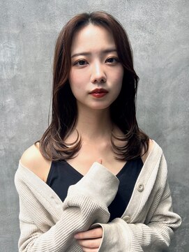 ロンド ストラーダ 心斎橋(Lond strada) 韓国前髪顔周りロング×インナーグレージュ[心斎橋/髪質改善]