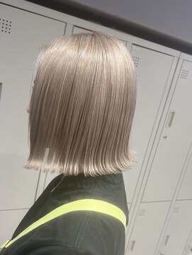 バレ(BALE) ブロンドベージュ/ハイトーン/ブリーチ/10代/20代/滋賀/草津