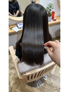 ディライト(Delight) シルクトリートメント／縮毛矯正