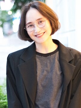 ビュートリアム 福岡(BEAUTRIUM) 乾かすだけで決まる重さを残した顔まわりレイヤーマッシュボブ