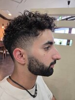 ヤング 本店(YOUNG)&nbsp;カーリートップ×スキンフェード