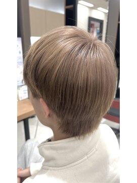 倶楽部ヘアーズ 醍醐本店(HAIR'S) ワンカラーミルクティーベージュ/ブリーチ1回/ダブルカラー