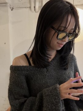 ライン(LINE) レイヤーカット/顔まわりカット/ブリーチなし