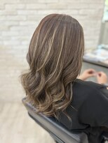 ヘアースタジオココルッチ(hair studio CoCo-Rucchi)&nbsp;ハイライト×ベージュ