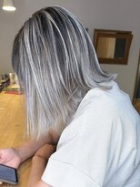 ブレイズヘアー(BLAZEhair) 【コントラスト強め】ホワイトバレイヤージュ×ブリーチ2回