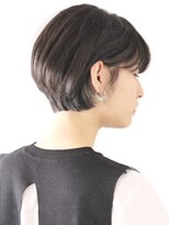 ロビー 表参道(ROBBY)&nbsp;毛先ワンカール／大人女性にオススメ上品丸みショート／30代