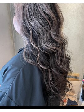 サンタウン(SUN TOWN) NISHI ハイライトカラー♪