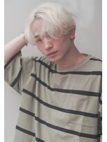 レジュアル(RESSUAL)&nbsp;スーツ短髪ツーブロック束感モテる黒髪シークレットパーマ流行