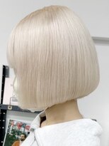 ウィコ 新宿(WICO)&nbsp;ブロンドホワイトカラー[新宿駅/大人ガーリー/ダブルカラー]