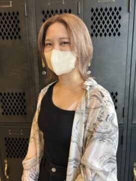 アチーブリス(achieve Liss) ホワイティーベージュ 前髪なしレイヤーネオウルフショート