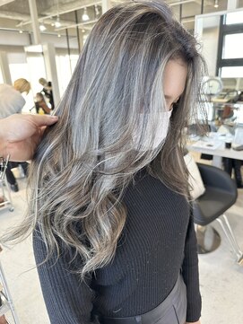 リア 近鉄八尾店(Lia) コントラストハイライト