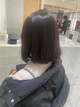 ジーナ 福岡天神(Zina) 柔らかボブ×ラベンダーベージュ 【Zina福岡天神】