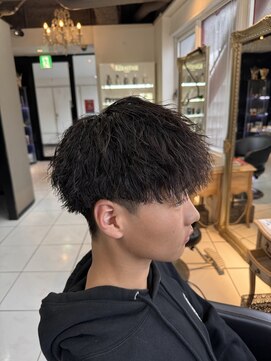 アイズ 海老名(AIZU) ツイストスパイラルパーマ　ソフトツイスト　アイロン風パーマ