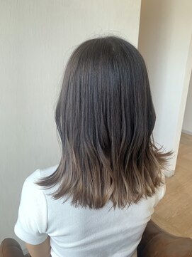 ラトット(Latot) 裾カラー