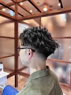 ラウハ 海浜幕張(RAUHA) ニュアンスパーマ/韓国マッシュ/スパイキーショート/海浜幕張