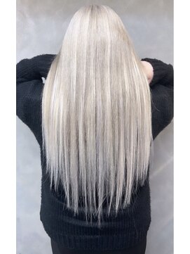 ローレン(Rollen) ホワイトシルバーベージュ