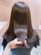 トリートメントは話題のラインナップが勢ぞろい！髪質改善はテクニックが必須★