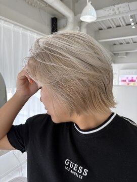 ルポ 京都四条河原町店(repos) ホワイトベージュ