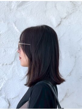 カミオ シオン(KAMIO CION) ストレートで決まる！外ハネ/内巻き対応ボブ