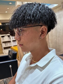 ルースト 渋谷店(ROOST) MEN’S HAIR/波巻ツイストスパイラル/フェザーパーマ/渋谷