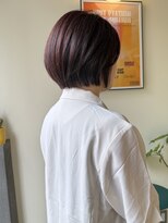 ヒントステーション(HINTSTATION)&nbsp;〈浅草 半個室〉ワインレッド×ショートボブ