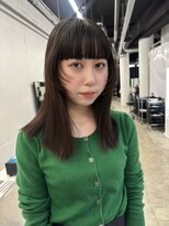 ピア ヤクイン(Pia Yakuin) 顔周りレイヤー/前髪カット