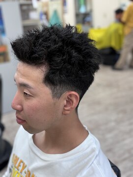 タガミ(tagami) ショートスパイキー