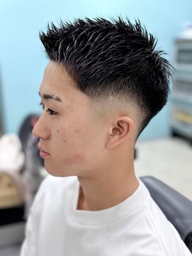 サムズヘア(Sam's hair) メンズカットミドルスキンフェード