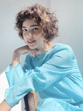 カナン 銀座(CANAAN) パーマ風カール くせ毛 ショートバング オシャレヘア
